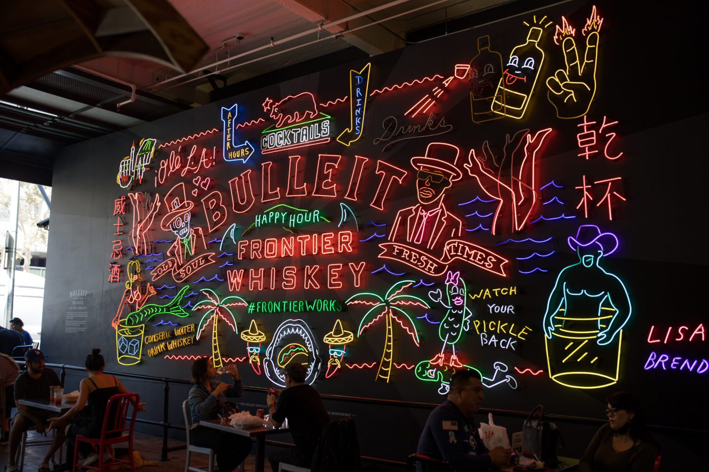 neon wall mural, itinerary for Los Angeles